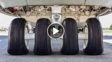 Maintaining Monstrously Huge 28-Wheel Landing Gear of US Largest 420 Ton Aircraft